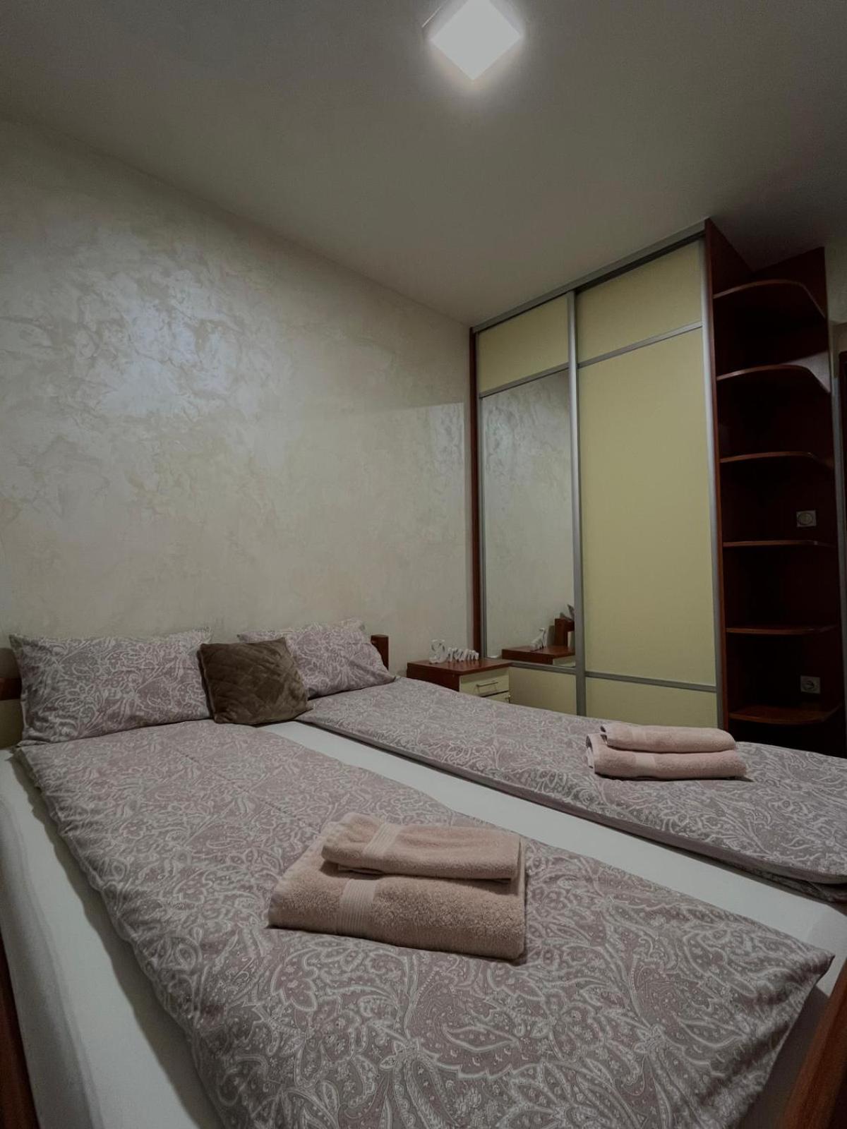 Apartman Basic Добой Экстерьер фото